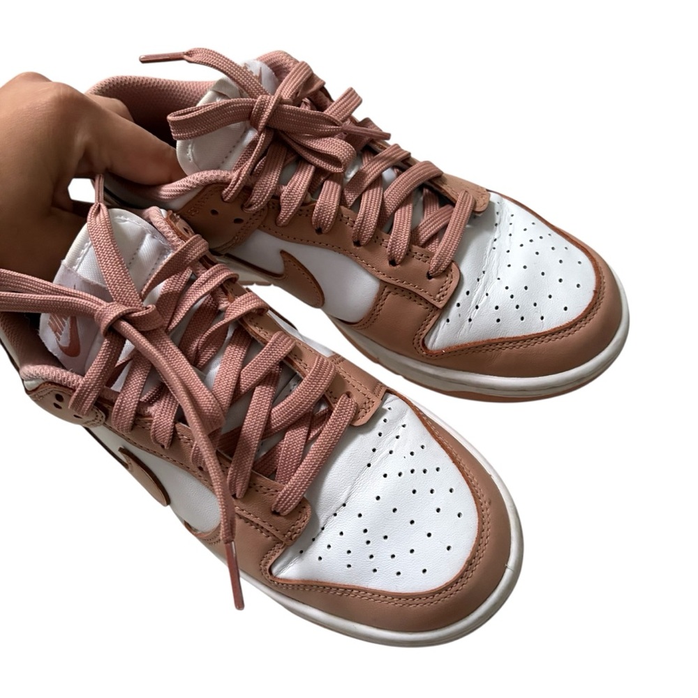 Nike Dunk Low Women's Rose Size 7.5 - Picture 4 of 10